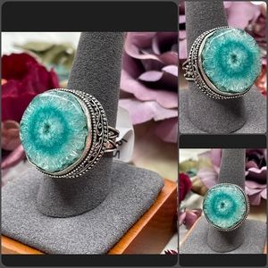 Teal Quartz Stone Set in Sterling Silver Ring, size 8.5